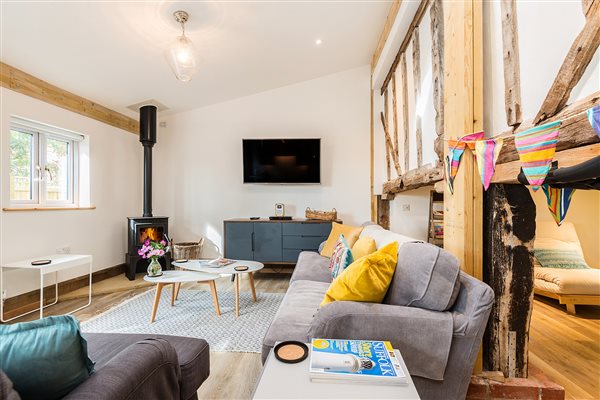 HAYLOFT LIVING AREA FROM THE KITCHEN